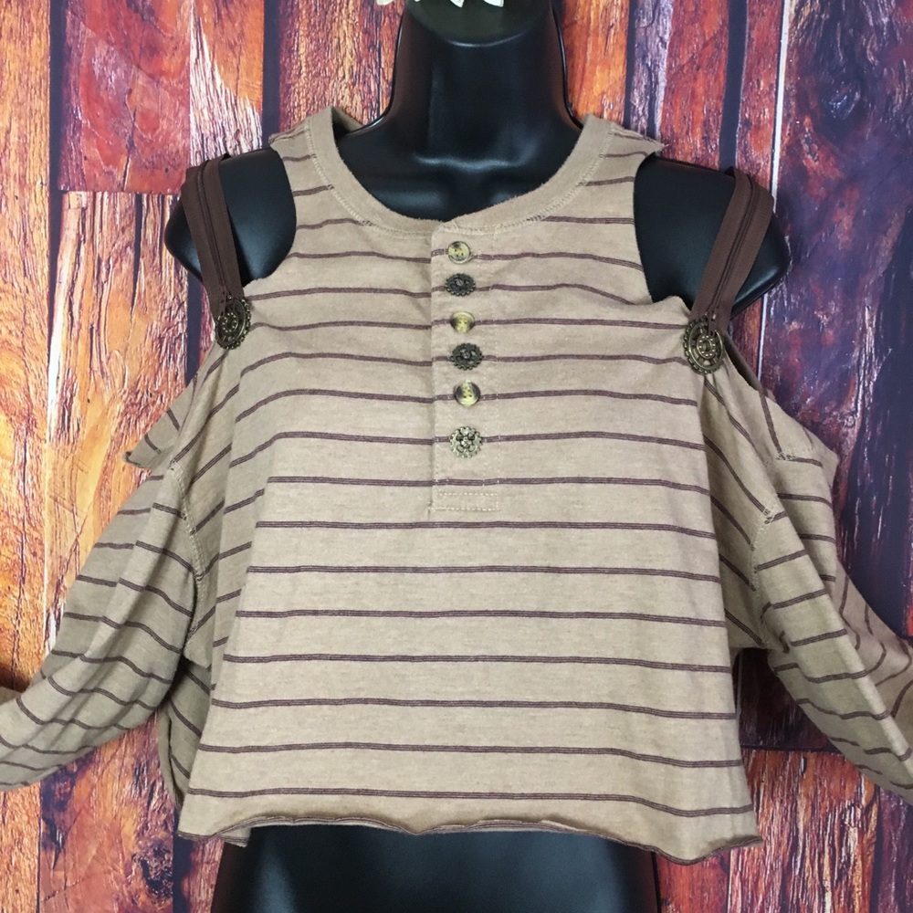 🤎 Cold Shoulder Steampunk Crop Top🤎